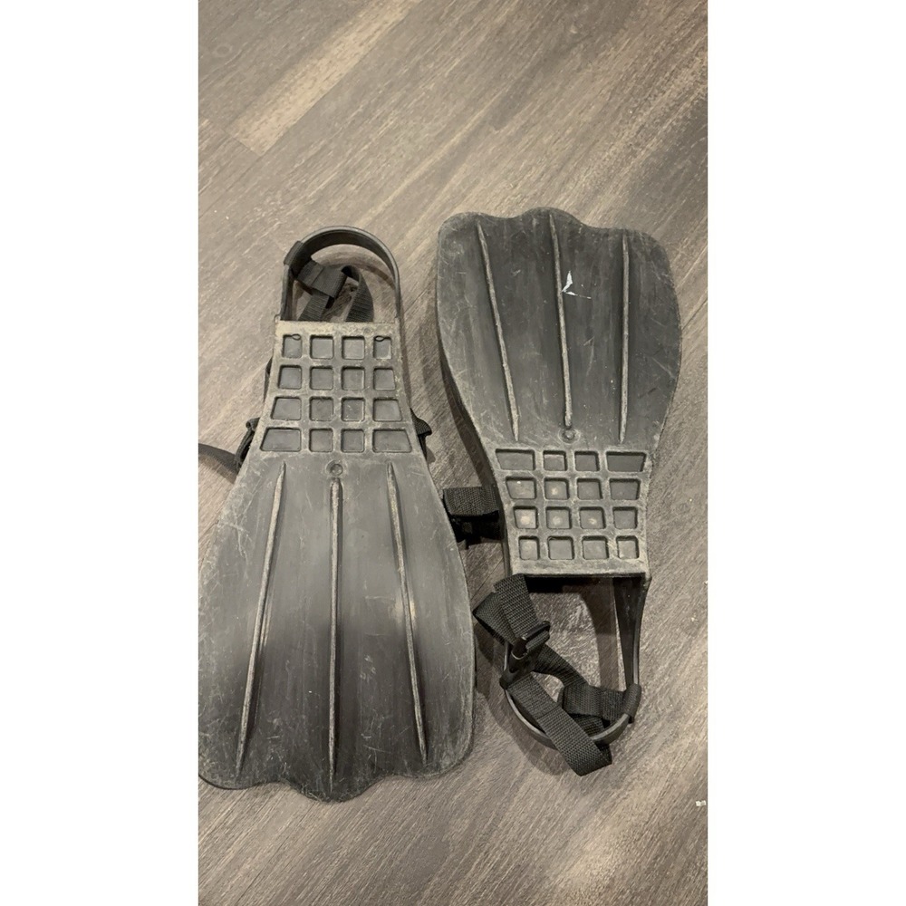 Outcast Sporting Gear Float Tube‎ Kick Fins 20"x9" Black Adjustable Straps - Picture 3 of 5